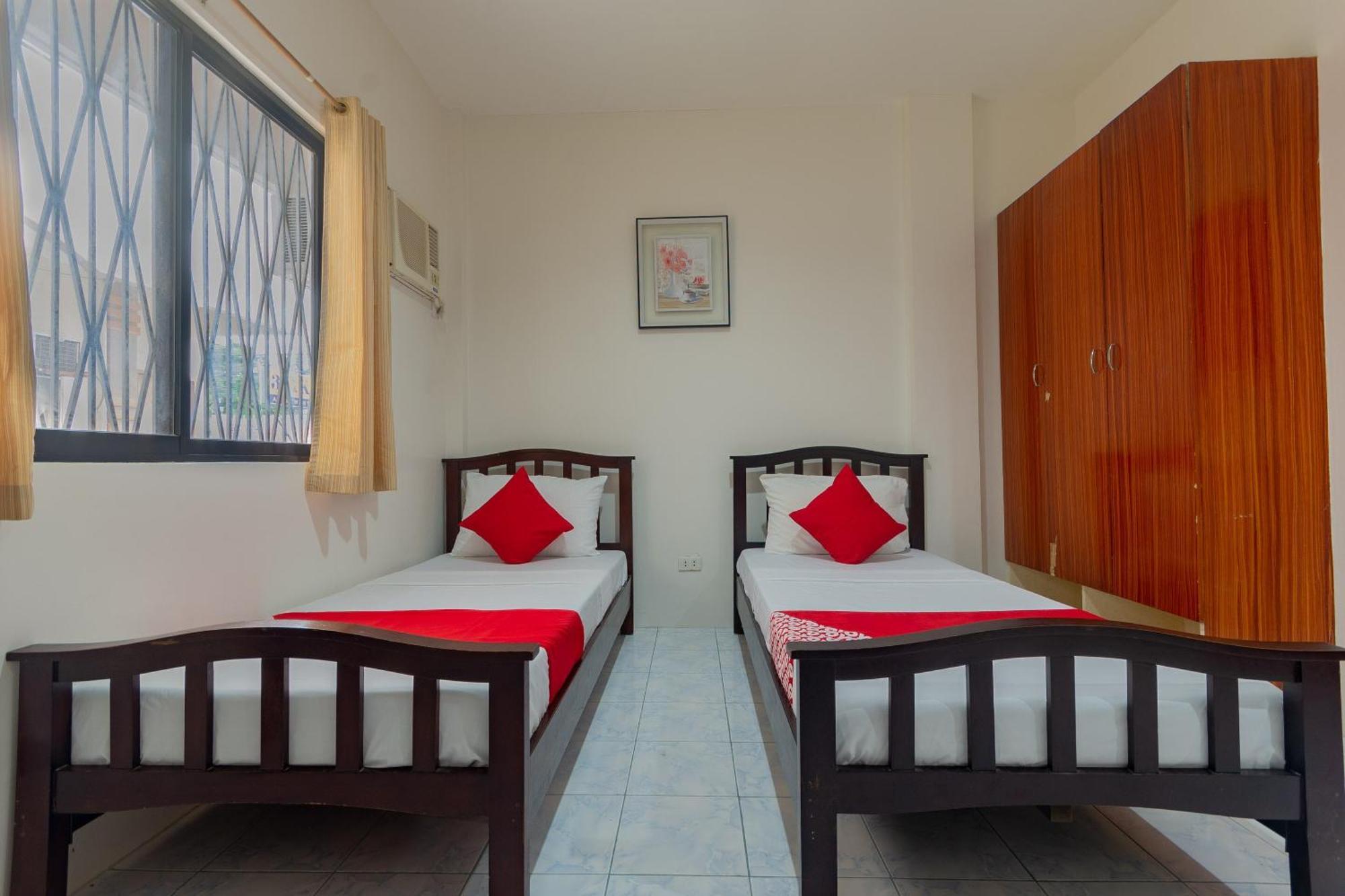 3J'S And K Apartment Мактан Экстерьер фото